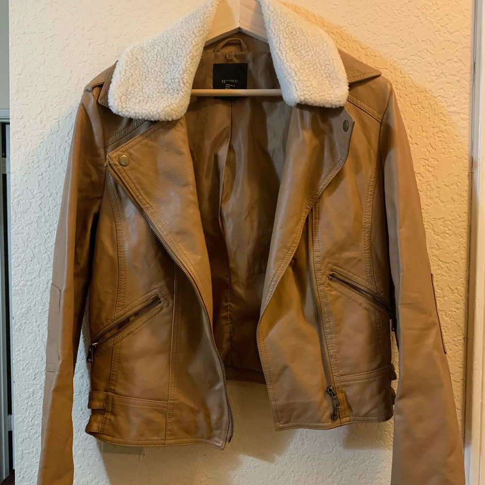 Leather jacket Sherpa collar